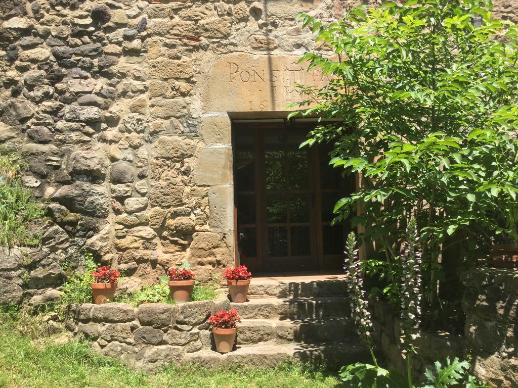 Mas Pardas Santa Pau Luaran gambar
